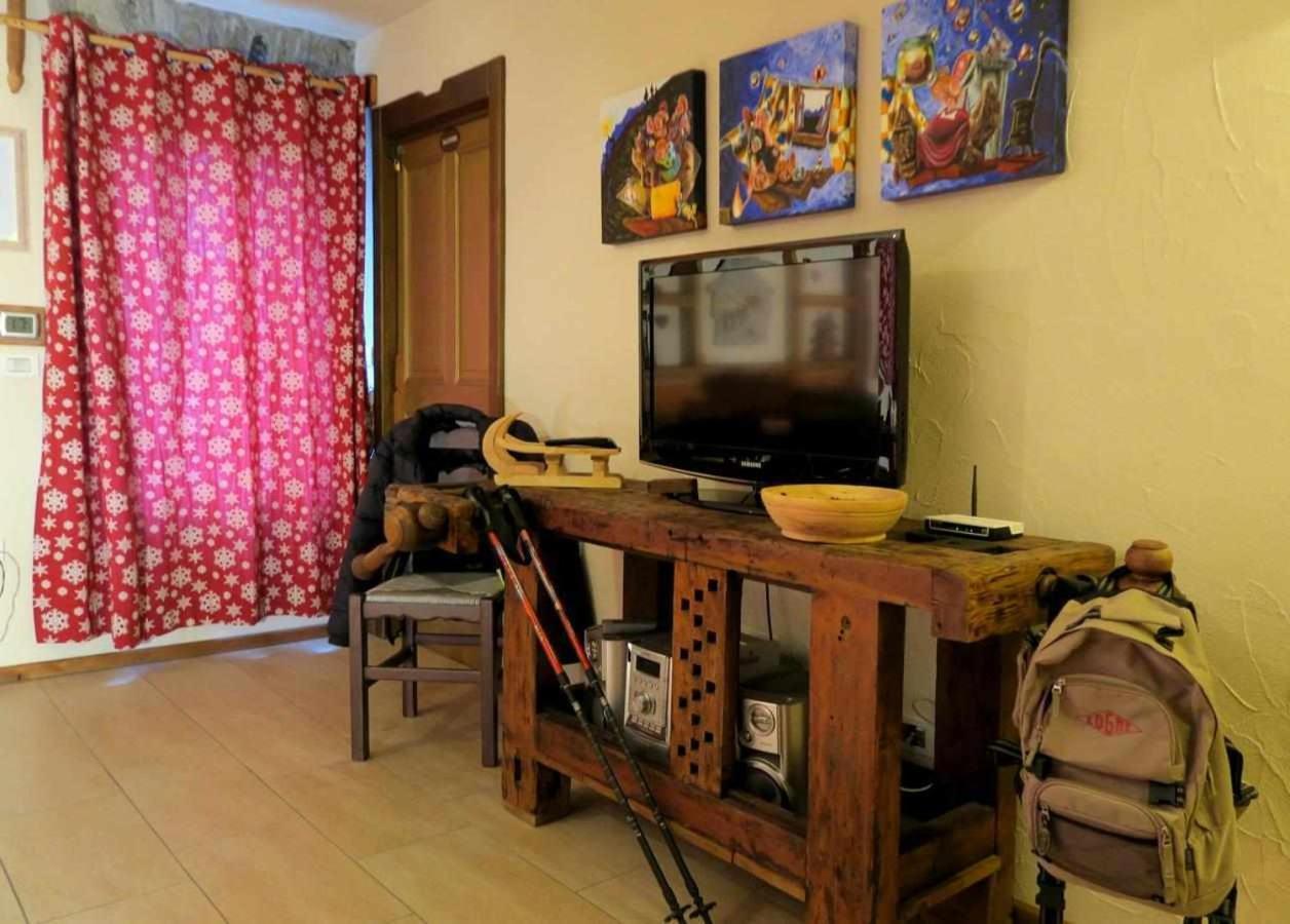 Romantica Con Vasca Idromassaggio Ferienhaus Aosta